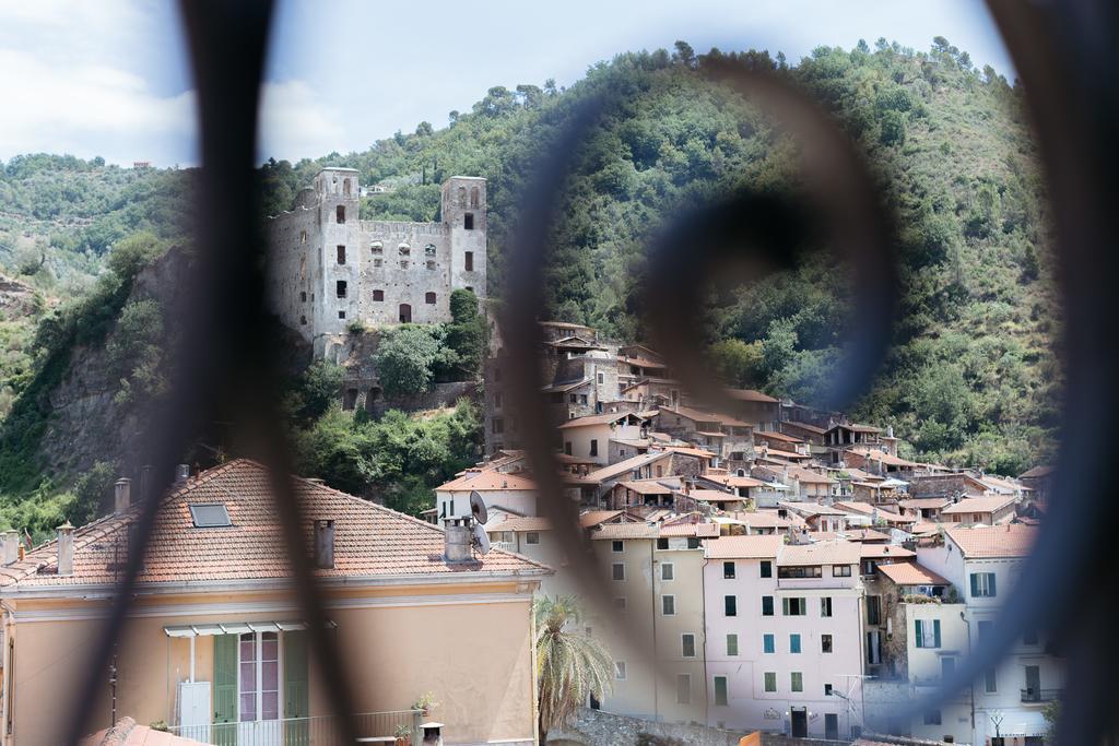 Dussaiga - Camera Del Fiordaliso Dolceacqua Extérieur photo
